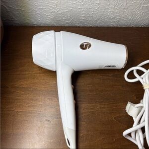 T3 Hair Dryer Micro Inc Model 73871
White Gold Tested And Works Blow
Dryer